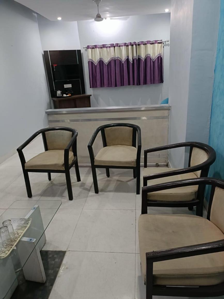 Hotel Krishna Residency Mahoba Exterior foto